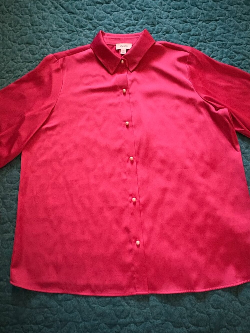 CeCe Women's Luxe Pink Satin Imitation Pearl Button Down Blouse Size L. NWOT